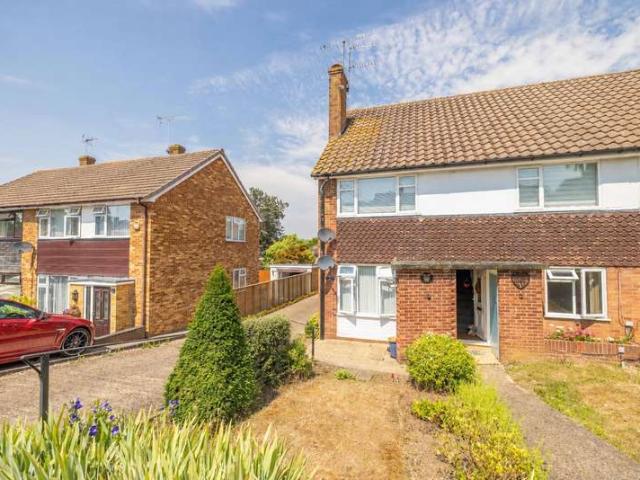 2 Bedroom Maisonette Flat