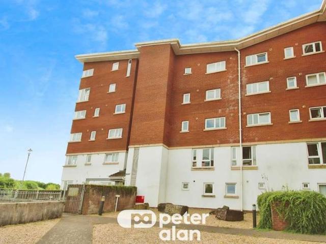 2 Bedroom Maisonette Flat
