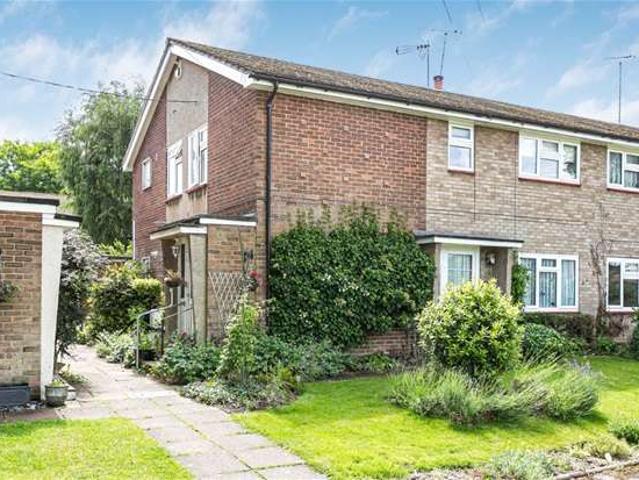 2 Bedroom Maisonette Flat