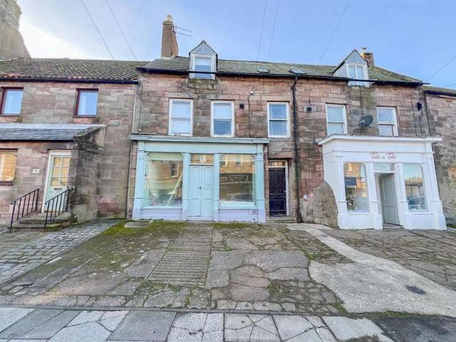 2 Bedroom Maisonette Flat