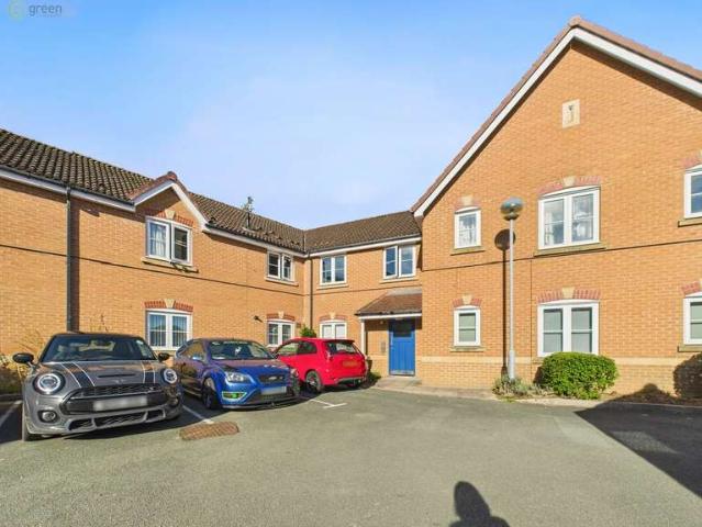 2 Bedroom Maisonette Flat