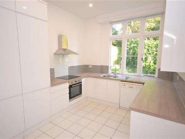 2 Bedroom Maisonette Flat