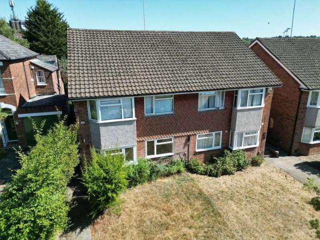2 Bedroom Maisonette Flat