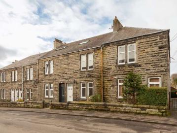 2 Bedroom Maisonette Flat