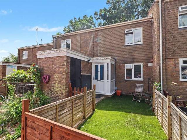 2 Bedroom Maisonette Flat