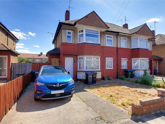 2 Bedroom Maisonette Flat