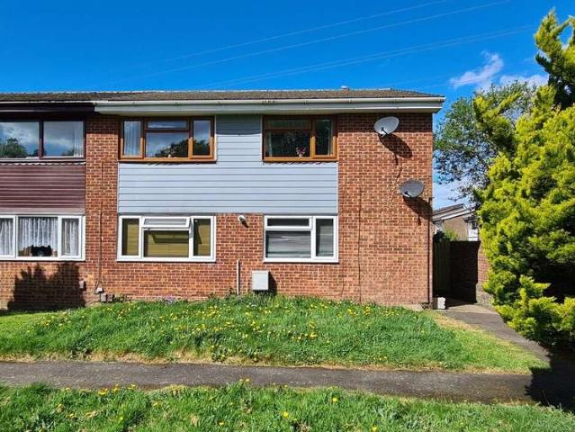 2 Bedroom Maisonette Flat