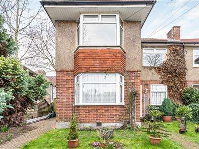 2 Bedroom Maisonette Flat