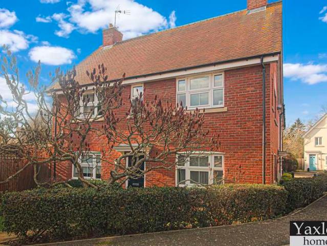 2 Bedroom Maisonette Flat