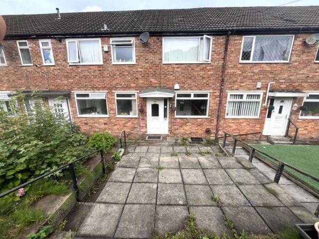 2 Bedroom Maisonette Flat