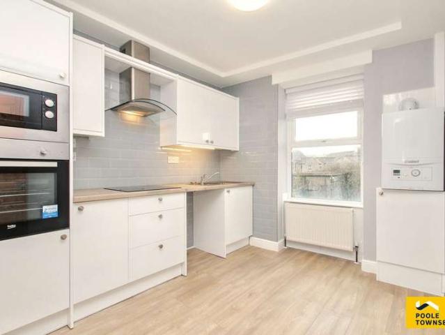 2 Bedroom Maisonette Flat