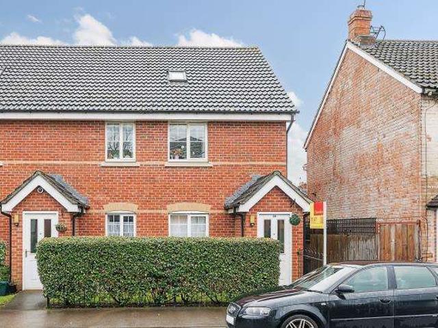 2 Bedroom Maisonette Flat