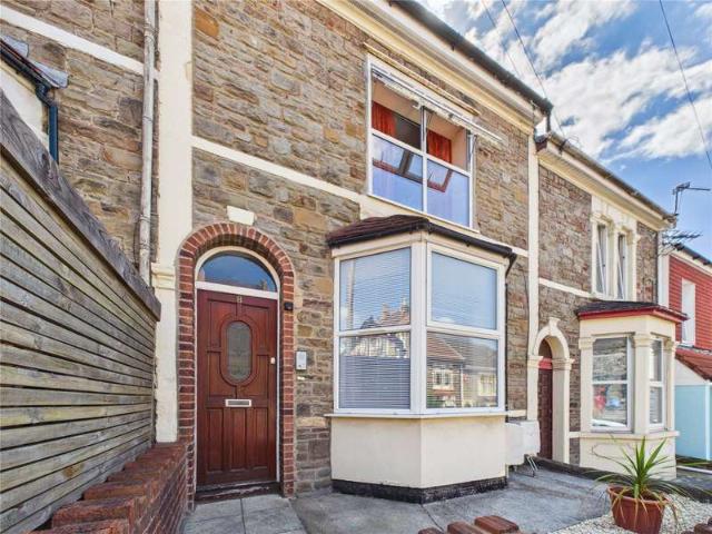 2 Bedroom Maisonette Flat