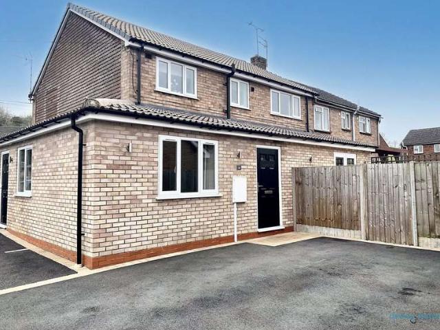 2 Bedroom Maisonette Flat