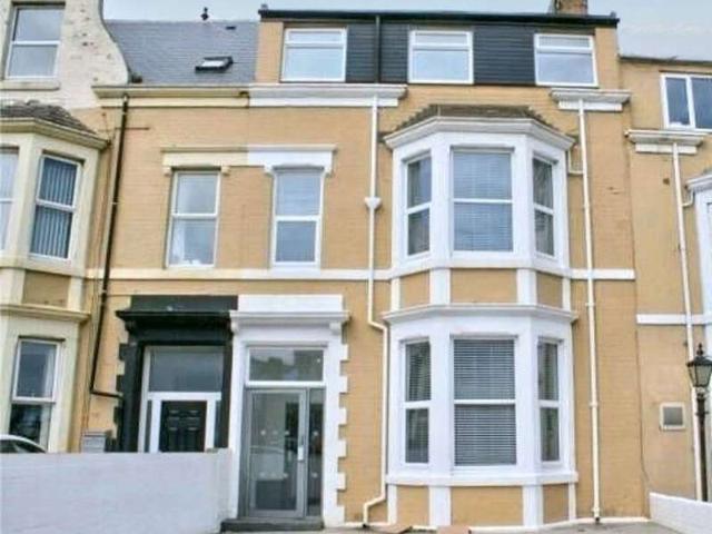 2 Bedroom Maisonette Flat