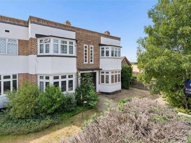 2 Bedroom Maisonette Flat