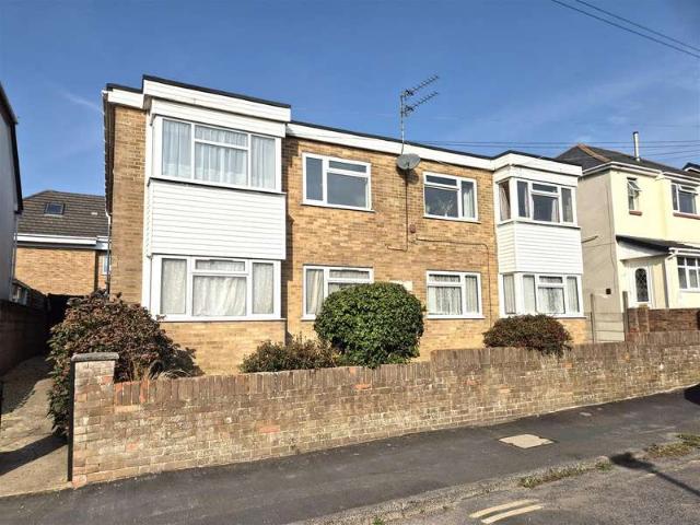 2 Bedroom Maisonette Flat