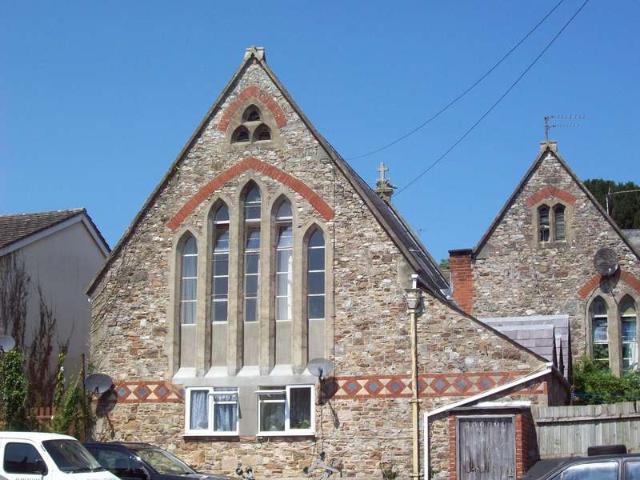 2 Bedroom Maisonette Flat