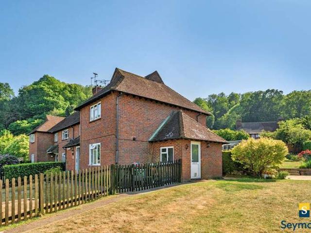 2 Bedroom Maisonette Flat