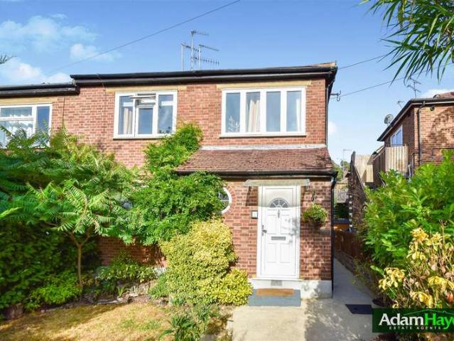 2 Bedroom Maisonette Flat
