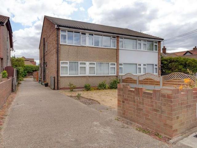 2 Bedroom Maisonette Flat