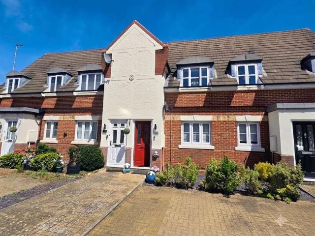 2 Bedroom Maisonette Flat