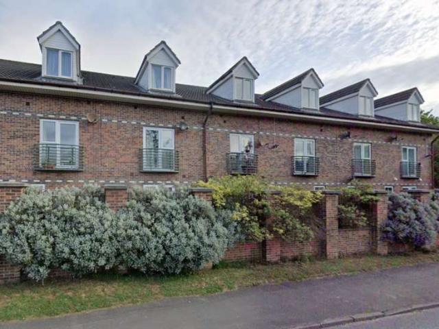 2 Bedroom Maisonette Flat
