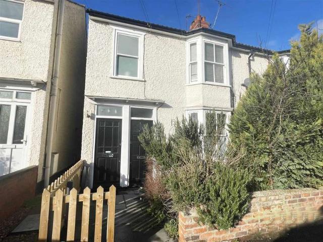 2 Bedroom Maisonette Flat