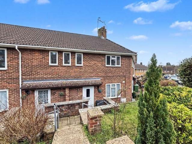 2 Bedroom Maisonette Flat