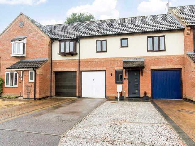 2 Bedroom Maisonette Flat