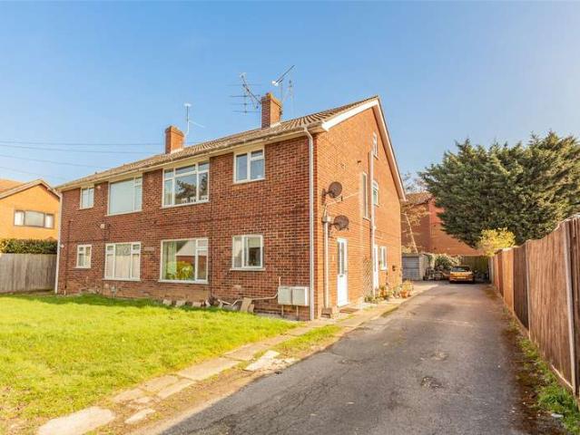 2 Bedroom Maisonette Flat