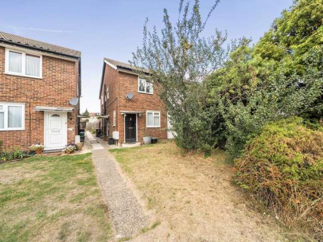 2 Bedroom Maisonette Flat