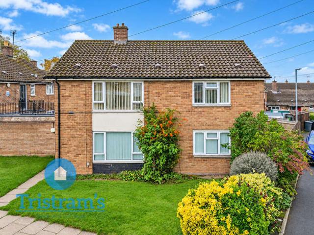2 Bedroom Maisonette Flat