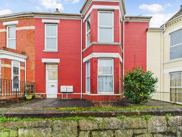 2 Bedroom Maisonette Flat