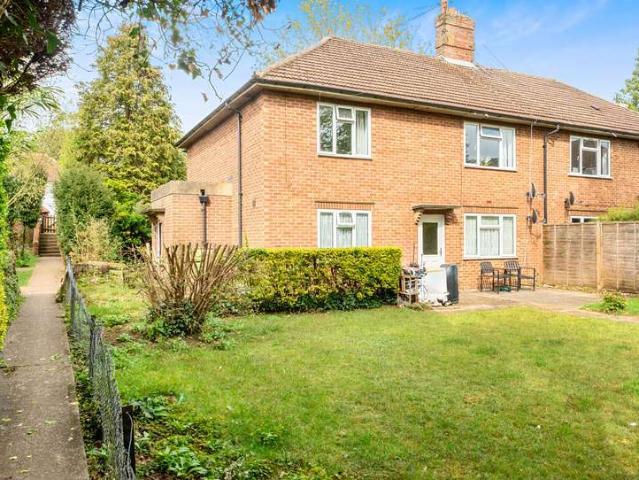 2 Bedroom Maisonette Flat