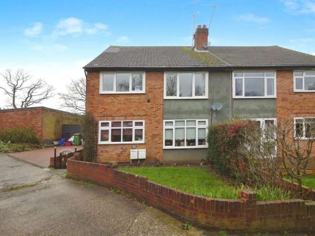 2 Bedroom Maisonette Flat