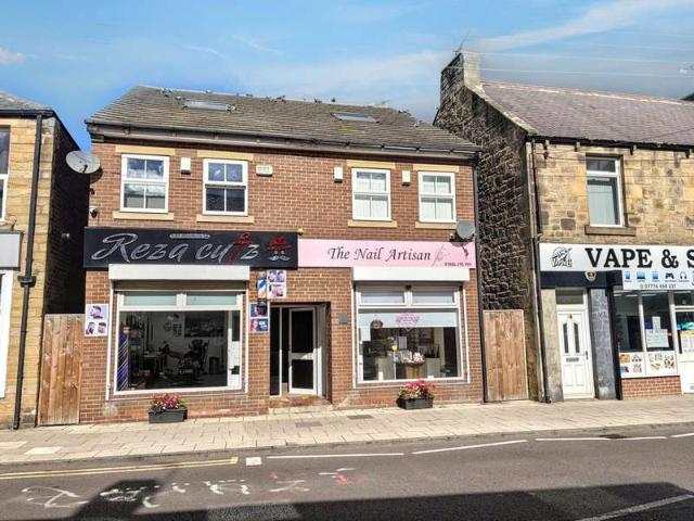 2 Bedroom Maisonette Flat