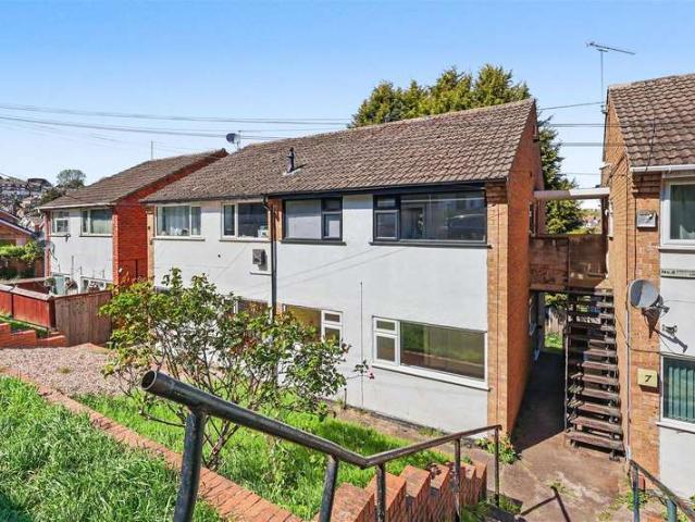 2 Bedroom Maisonette Flat