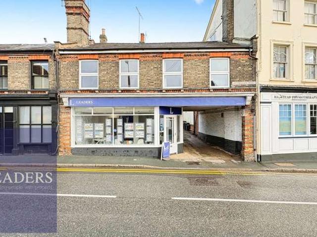 2 Bedroom Maisonette Flat
