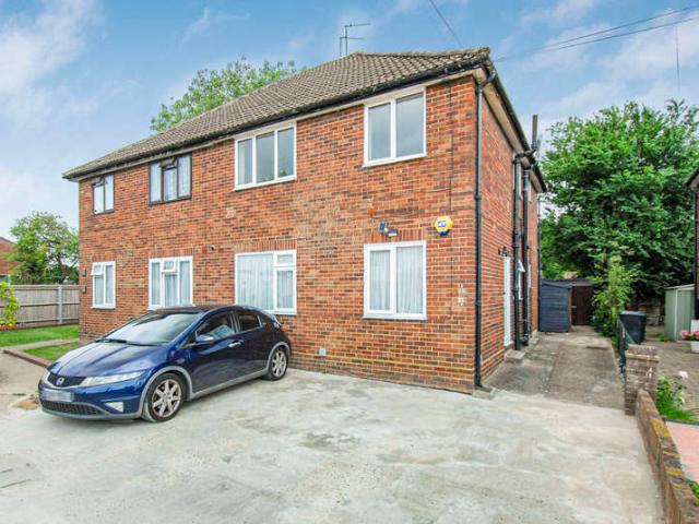 2 Bedroom Maisonette Flat
