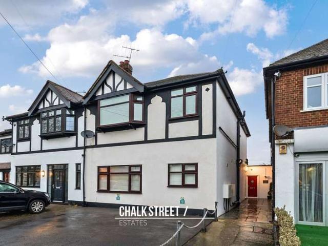 2 Bedroom Maisonette Flat