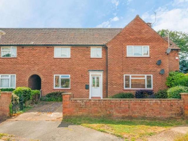 2 Bedroom Maisonette Flat