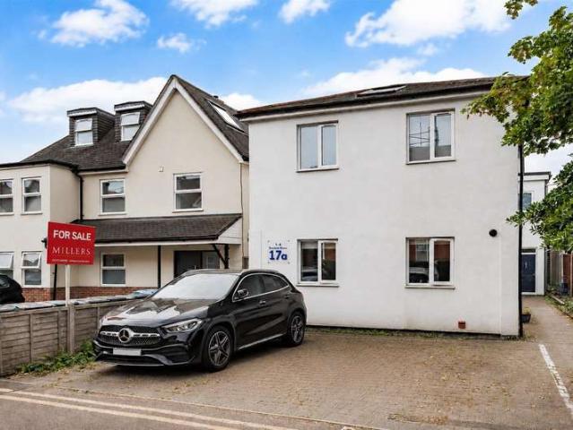 2 Bedroom Maisonette Flat