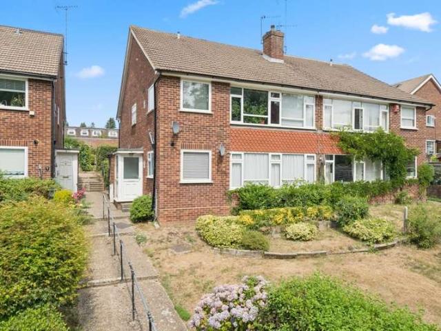 2 Bedroom Maisonette Flat