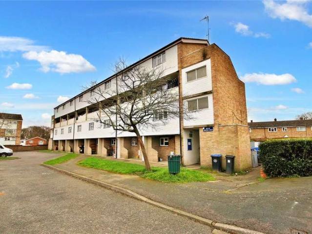 2 Bedroom Maisonette Flat