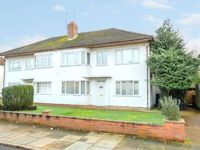 2 Bedroom Maisonette Flat