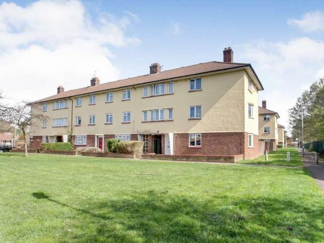 2 Bedroom Maisonette Flat