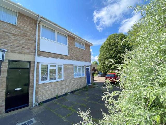 2 Bedroom Maisonette Flat