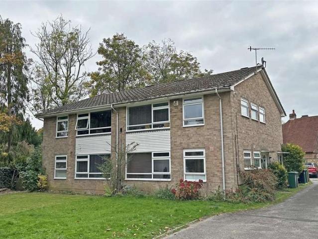 2 Bedroom Maisonette Flat