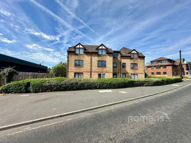 2 Bedroom Maisonette Flat
